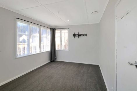 Photo of property in 50 Seddon Street, Naenae, Lower Hutt, 5011