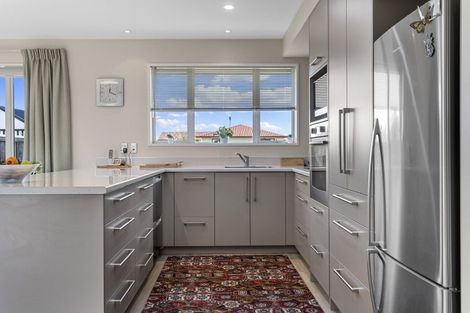 Photo of property in 21 Sequoia Way, Rangiora, 7400