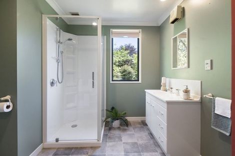 Photo of property in 562 Turitea Road, Turitea, Palmerston North, 4472