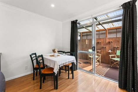 Photo of property in 25a Seddon Crescent, Marewa, Napier, 4110