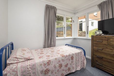 Photo of property in 28 Waldron Crescent, Green Island, Dunedin, 9018