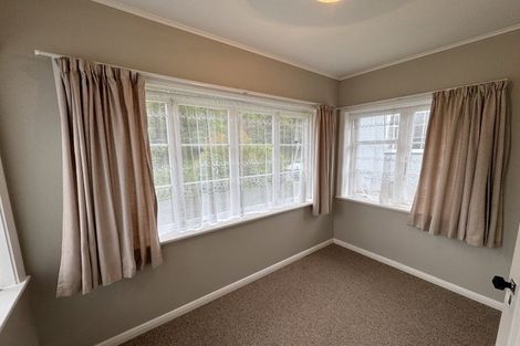 Photo of property in 40 Sunshine Avenue, Karori, Wellington, 6012