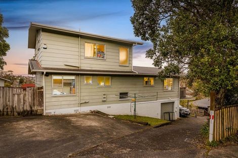 Photo of property in 10 Yule Place, Massey, Auckland, 0614