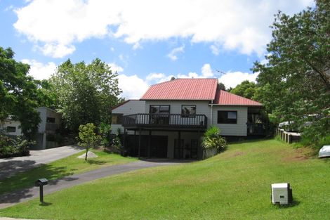 Photo of property in 9 Telephone Road, Birkenhead, Auckland, 0626