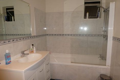 Photo of property in 3b Strawberry Lane, Fernhill, Queenstown, 9300