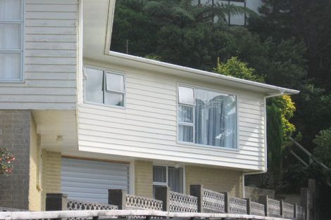 Photo of property in 8a Randolph Road, Crofton Downs, Wellington, 6035