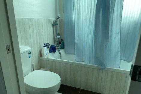 Photo of property in 32d Kenderdine Road, Papatoetoe, Auckland, 2025