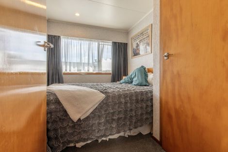 Photo of property in 19 Woburn Street, Waipukurau, 4200