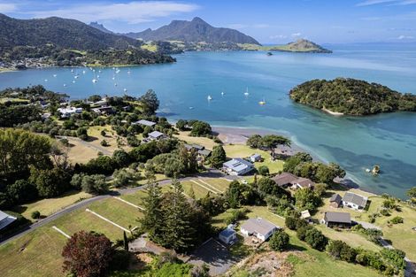 Photo of property in 2262 Whangarei Heads Road, Whangarei Heads, 0174