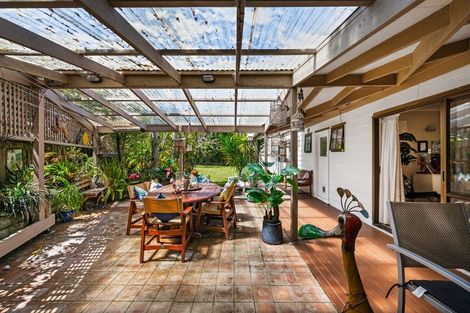 Photo of property in 20 Fitzherbert Avenue, West Harbour, Auckland, 0618