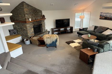 Photo of property in 15 Rowan Court, Wanaka, 9305