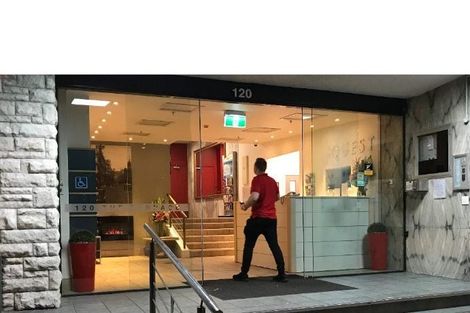 Photo of property in Terrace Garden Apartments, 6e/120 The Terrace, Wellington Central, Wellington, 6011