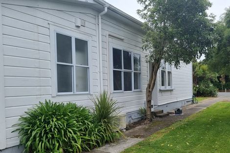 Photo of property in 15 Wai-iti Crescent, Woburn, Lower Hutt, 5010