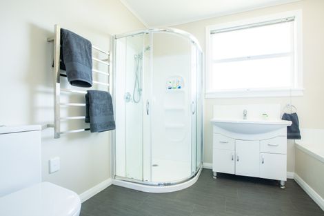 Photo of property in 22 Keats Crescent, Stoke, Nelson, 7011