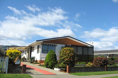 Photo of property in 53 Norwich Street, Stoke, Nelson, 7011