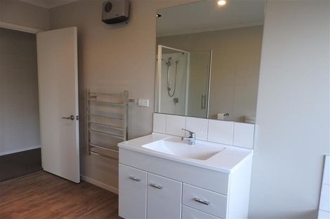 Photo of property in 40 Te Whenu Crescent, Marshland, Christchurch, 8083