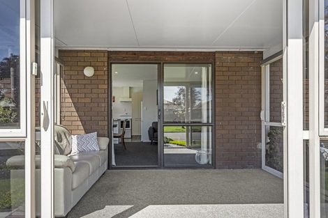 Photo of property in 16 Blakeley Place, Kaiapoi, 7630