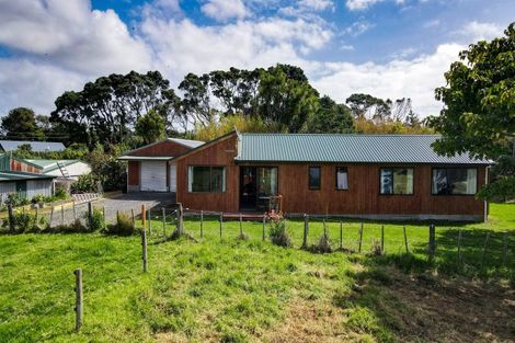 Photo of property in 2160 Awhitu Road, Pollok, Waiuku, 2684