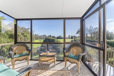 Photo of property in 10b Hickford Place, Okato, 4335