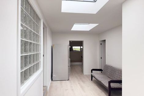 Photo of property in 5 Currey Crescent, Milford, Auckland, 0620