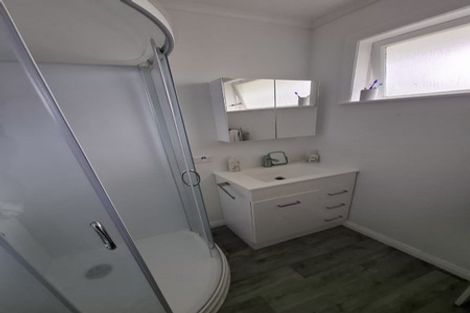 Photo of property in 3b Ferretti Grove, Avalon, Lower Hutt, 5011