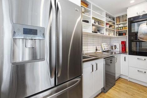 Photo of property in 12 Inglis Street, Seatoun, Wellington, 6022