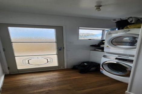 Photo of property in 1/59 Eskdale Road, Birkdale, Auckland, 0626