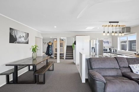 Photo of property in 875 East Coast Road, Kaiaua, Pokeno, 2473