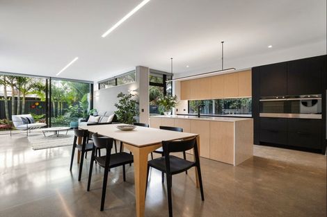 Photo of property in 35a Pitau Road, Mount Maunganui, 3116