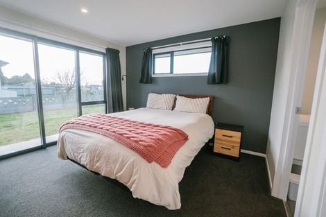 Photo of property in 149 Seaward Road, Edendale, 9825