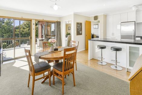 Photo of property in 98 Totara Drive, Pukete, Hamilton, 3200