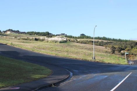 Photo of property in 4 Freyja Crescent, Coopers Beach, 0420