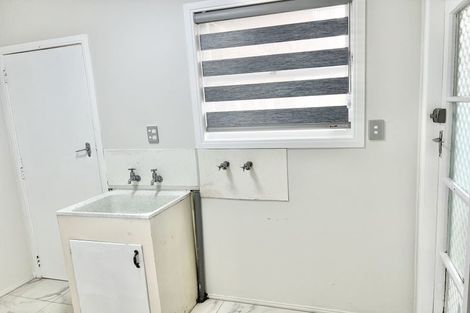 Photo of property in 1 Mack Place, Red Hill, Papakura, 2110