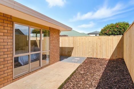 Photo of property in 2 Leigh Place, Paraparaumu Beach, Paraparaumu, 5032