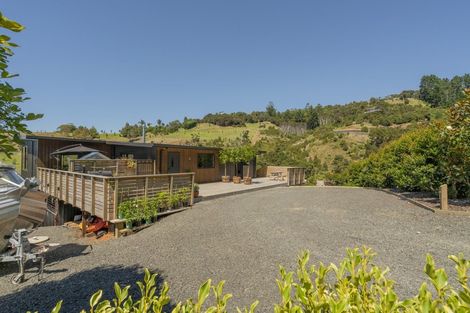 Photo of property in 40 Spikes Way, Whitianga, 3510