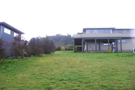 Photo of property in 11 Ranui Place, Moana, 7872
