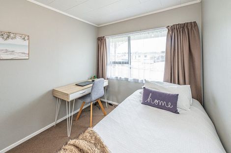 Photo of property in 18 Warwick Place, Springvale, Whanganui, 4501