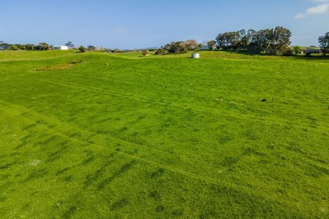 Photo of property in 1047 Awhitu Road, Pollok, 2683