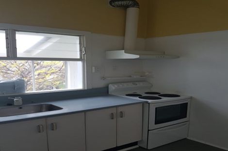 Photo of property in 213 The Parade, Island Bay, Wellington, 6023