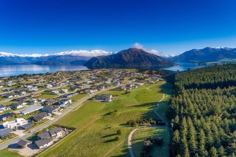 Photo of property in 56 Forest Heights, Wanaka, 9305