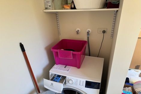 Photo of property in 17 Valentine Road, Bridge Pa, Hastings, 4175