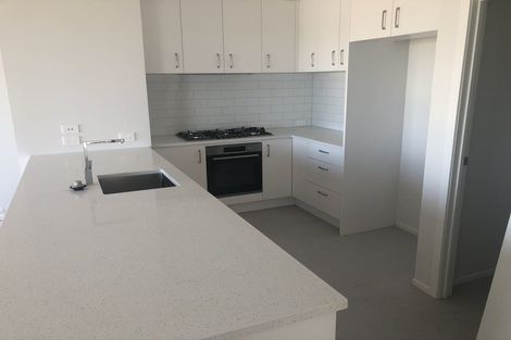 Photo of property in 9 Davey Crescent, Orewa, 0931