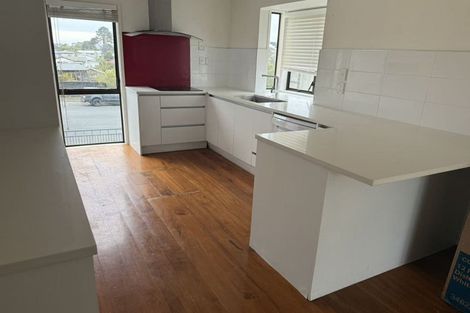 Photo of property in 19 Crosby Road, West Harbour, Auckland, 0618