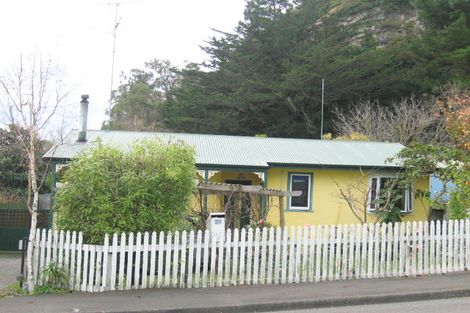 Photo of property in 59 Burns Road, Hospital Hill, Napier, 4110