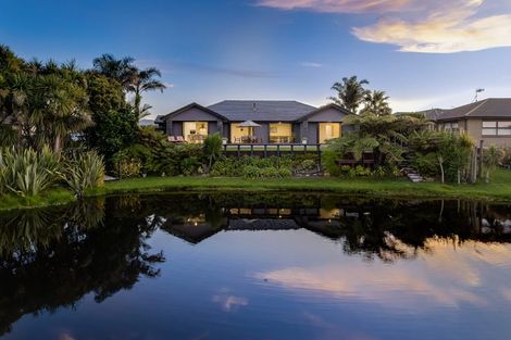 Photo of property in 3 Mcgregor Place, Paraparaumu, 5032