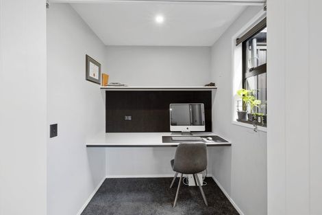 Photo of property in 8a Aderman Place, Hurworth, New Plymouth, 4310