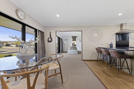 Photo of property in 15 Cross Street, Milton, 9220