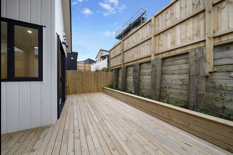 Photo of property in 7 Horokaka Street, Massey, Auckland, 0614