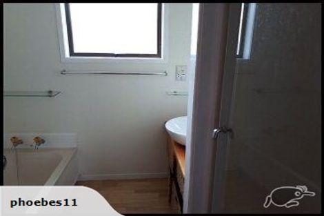 Photo of property in 452 Don Buck Road, Massey, Auckland, 0614