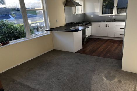 Photo of property in 6 Middlesex Place, Northland, Wellington, 6012